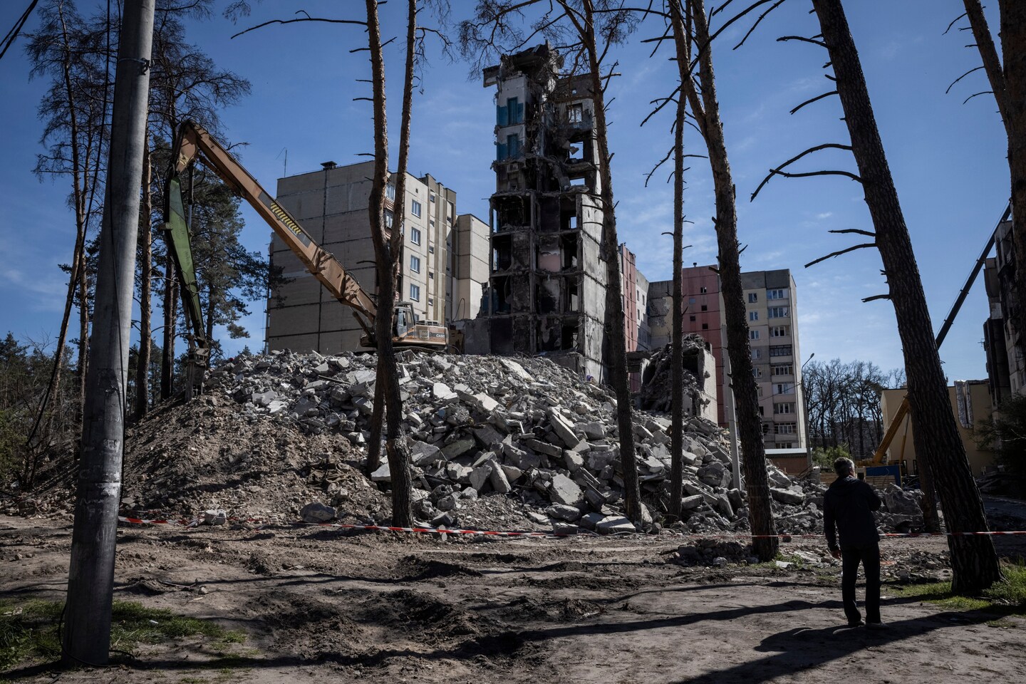 Ukrainians are putting solar panels on hospitals to fight blackouts