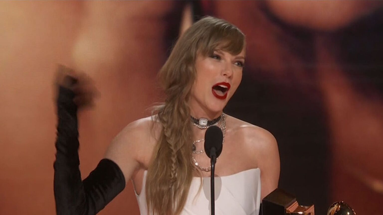 Taylor Swift Announces New Album After Winning 13th Grammy